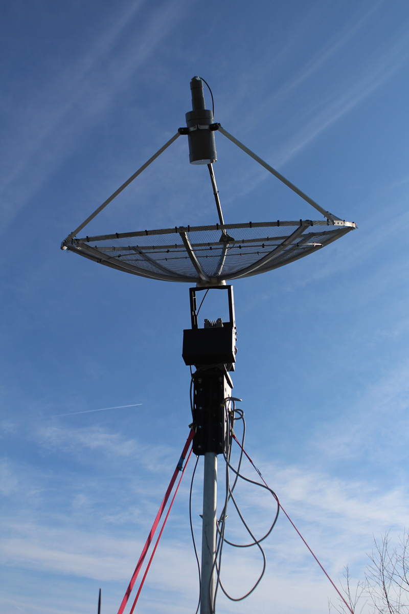 Ground station at SBIC Noordwijk against a blue sky